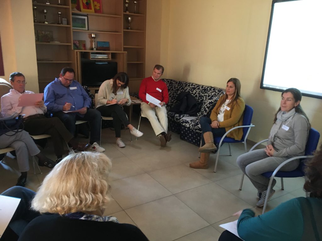 Taller “Re-descubriendo las Emociones” para las hermanas y hermanos de la Asociación